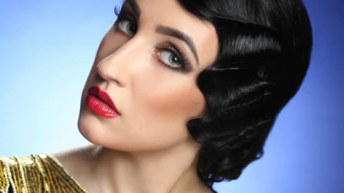 Maquillage femme année 20