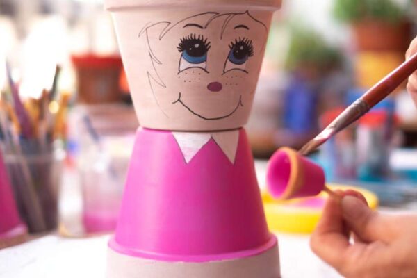 personnages rigolos bonhomme nouveaux personnages en pots de terre cuite